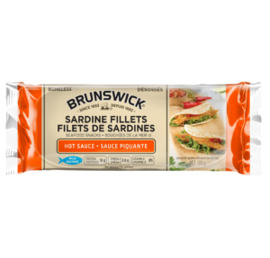 Sardine Fillets Seafood Snacks in Hot Sauce